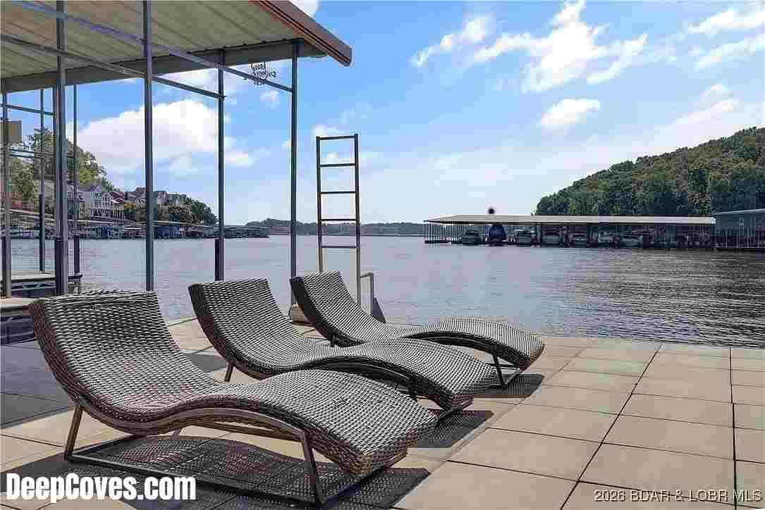 Dock Sun Deck.JPG