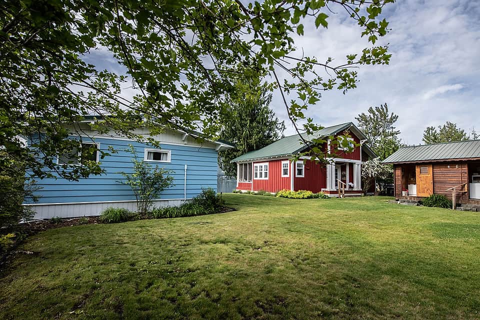 Shared lawn