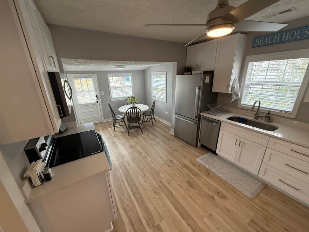 Kitchen-fully equipped with all kitchen utensils, glasses, plates, pots/pans and more. Kitchen-fully equipped with all kitchen utensils, glasses, plates, pots/pans and more.
