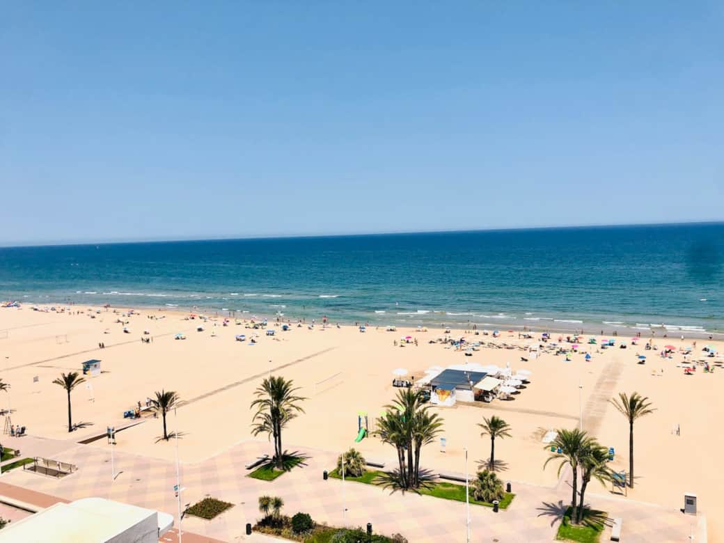 Vistas a la playa desde la terraza