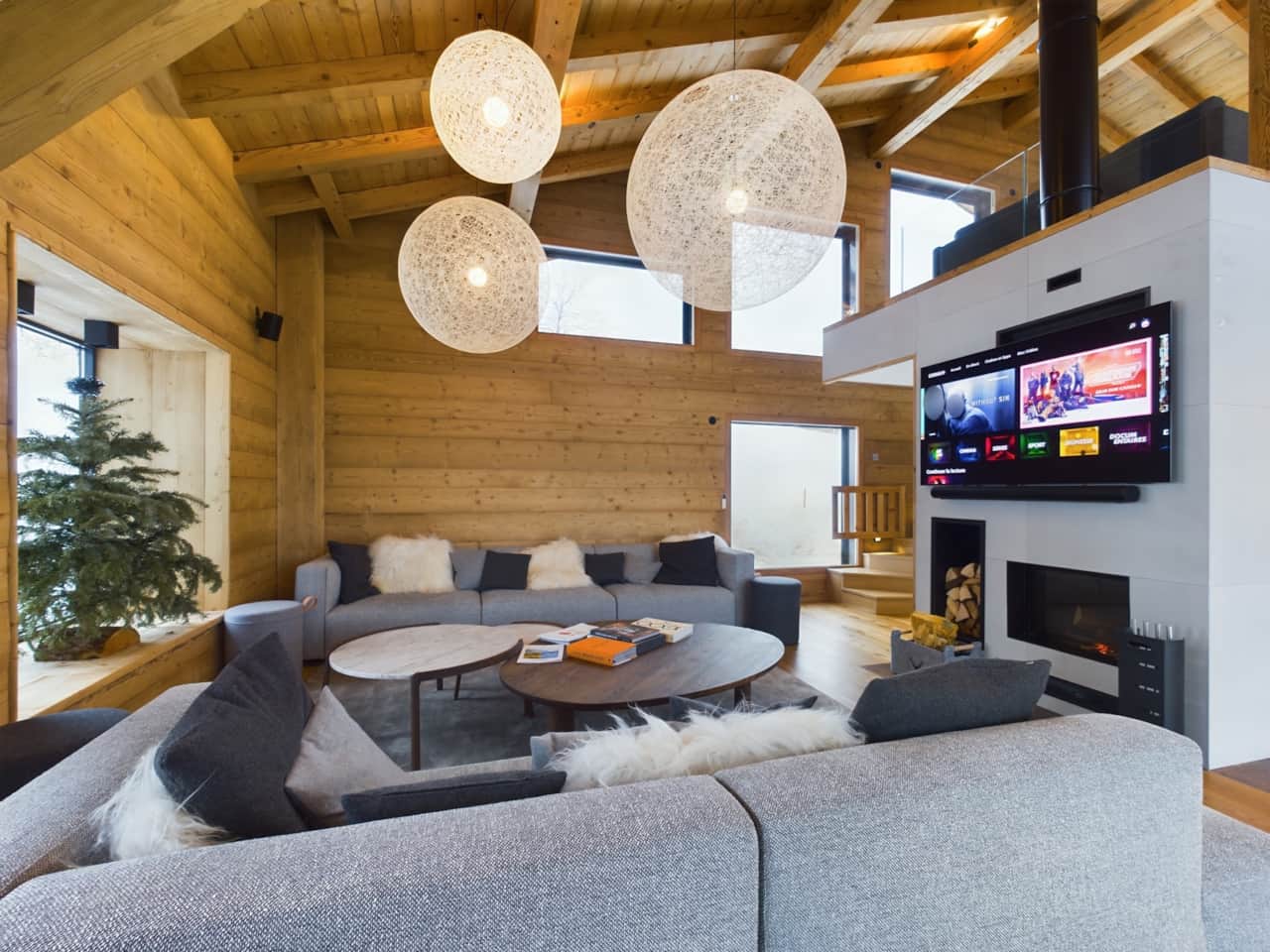 Salon - TV Home Cinéma - Cheminée