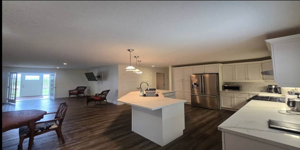 Bizlodge Kitchen Lakeview