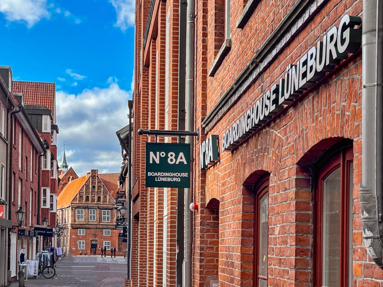Mitten in der historischen Altstadt Lüneburgs – das N°8A Boardinghouse 
