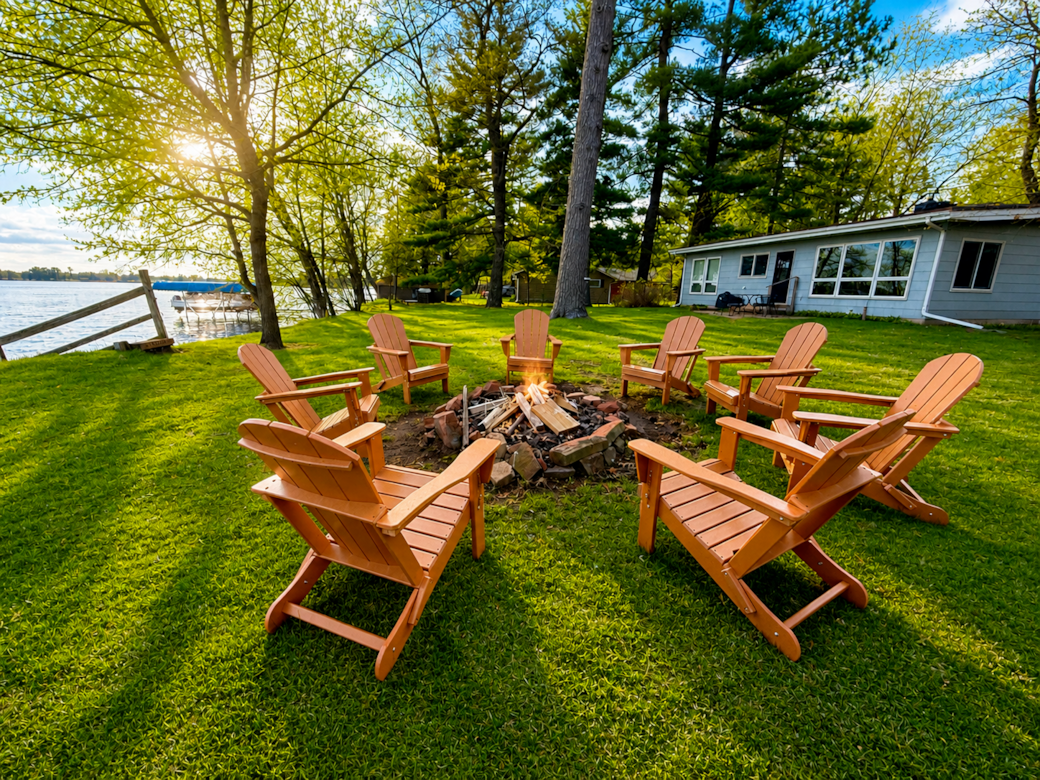 Fire Pit - Cabin & Lake View