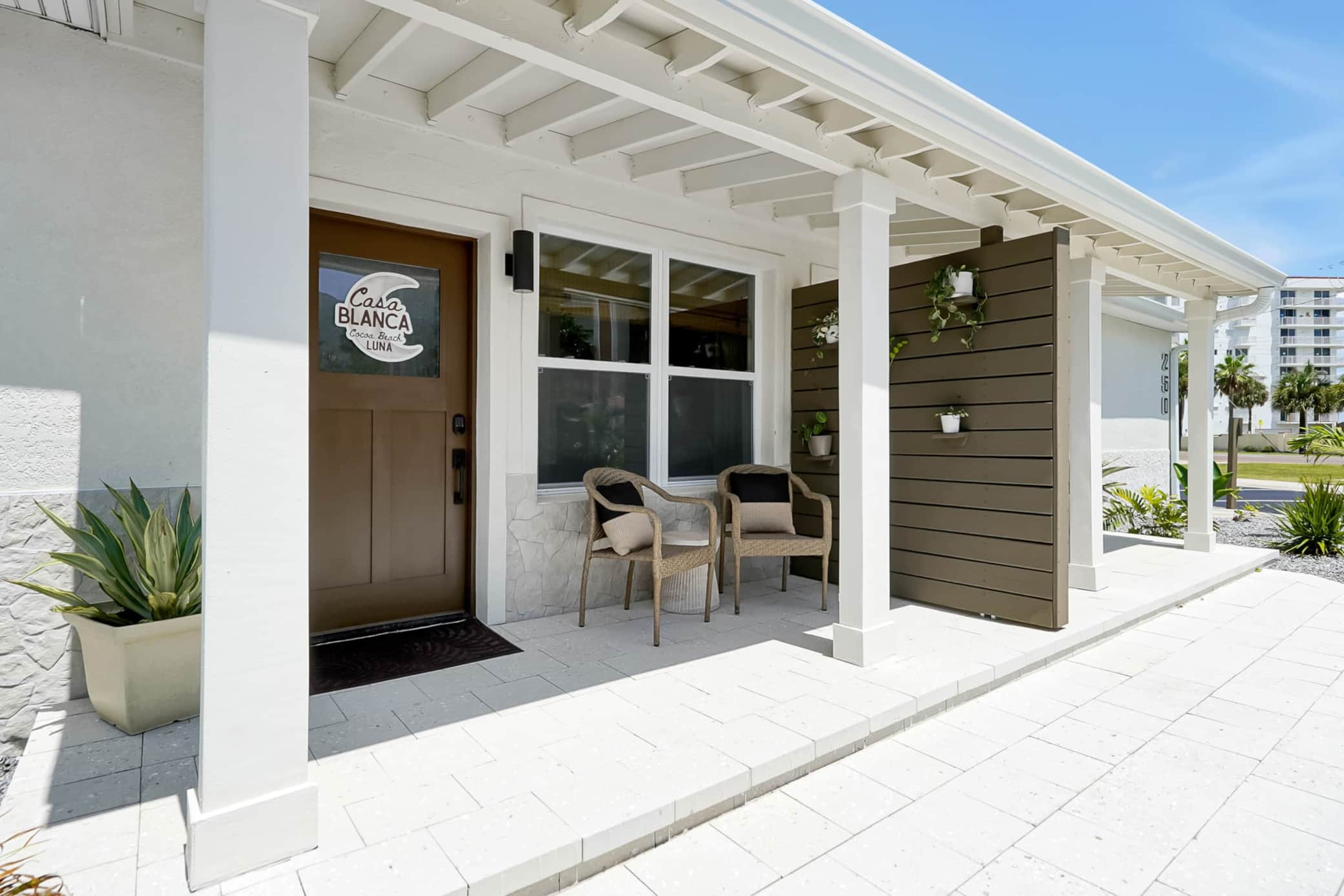 Luna Front Door