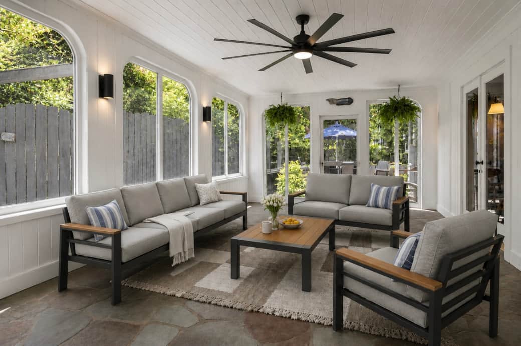 screened porch