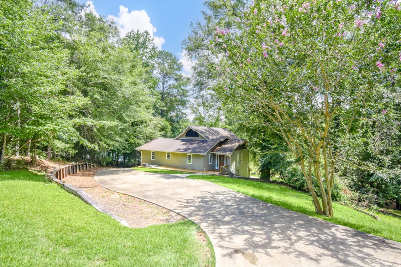 Roadside/ Driveway