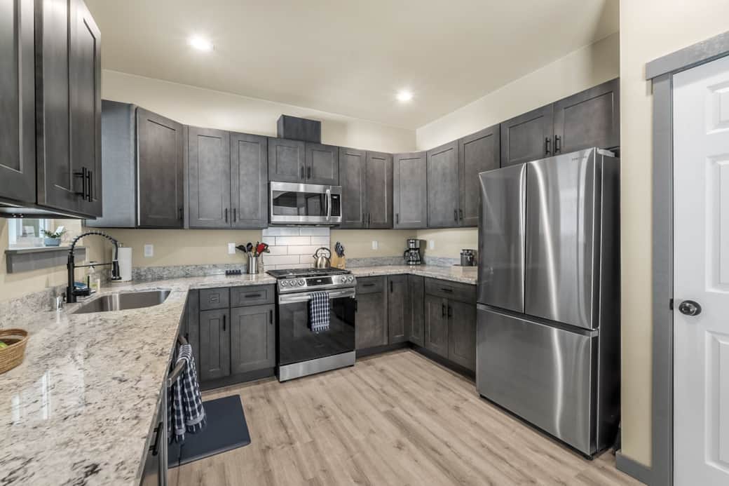 Full Kitchen