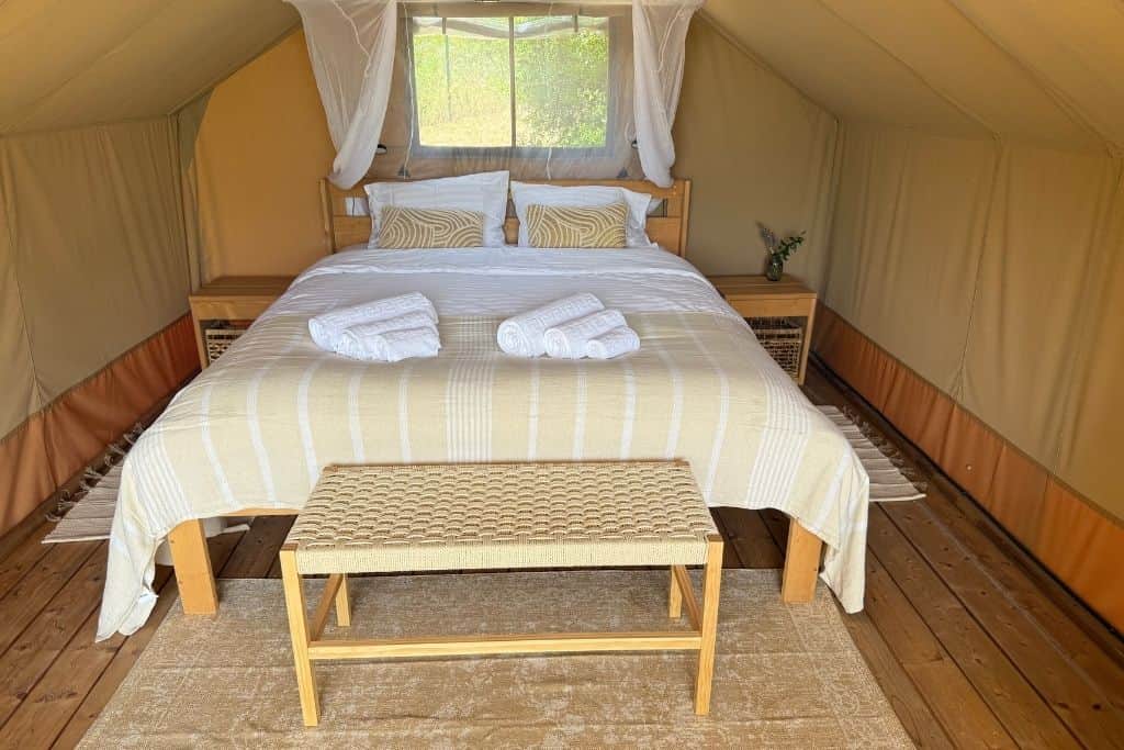 Queensize bed