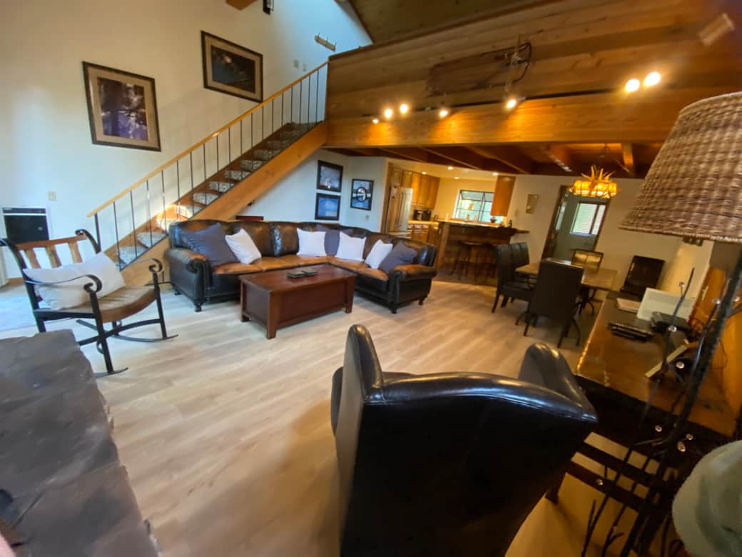 Living room, dining room, kitchen, bathroom (2nd floor)