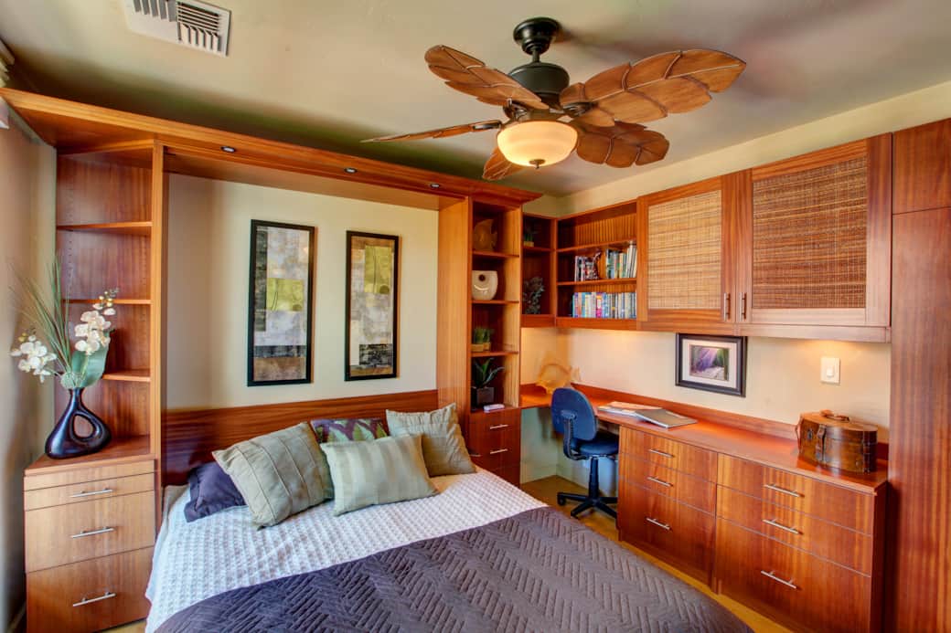 Bedroom 3 with queen