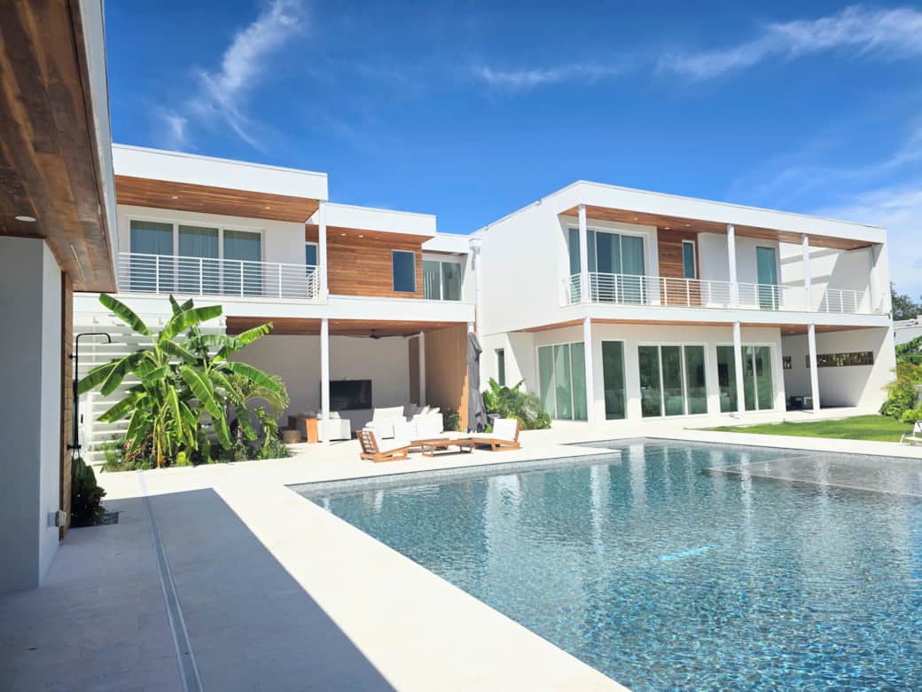 Siesta Key luxury rental home backyard