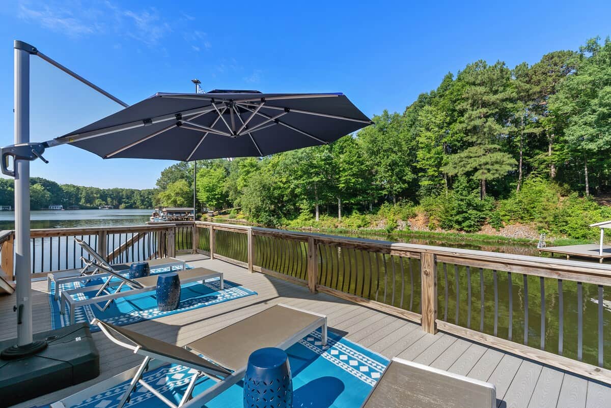 Upper Sundeck