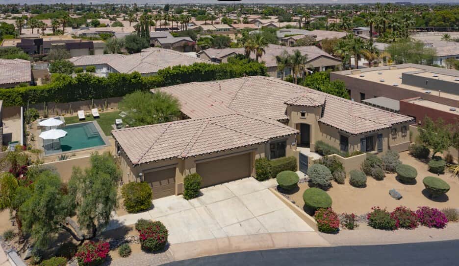 Falling Leaf Estate is in a private gated community and the backyard is completely out of view of all the neighboring homes.