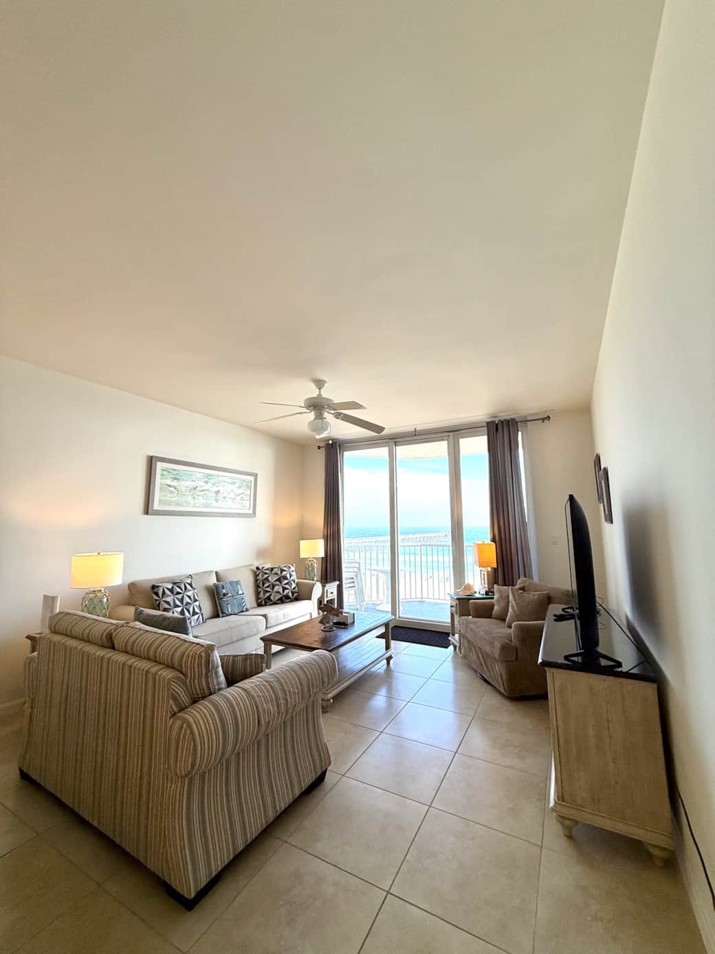 Shark Bite - Summerwinds West Tower 39 of 67