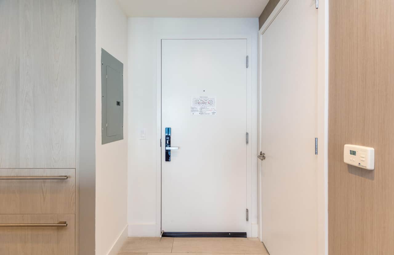 4010 S Ocean Dr Unit 3505-large-004-002-DSC 5501-1500x972-72dpi