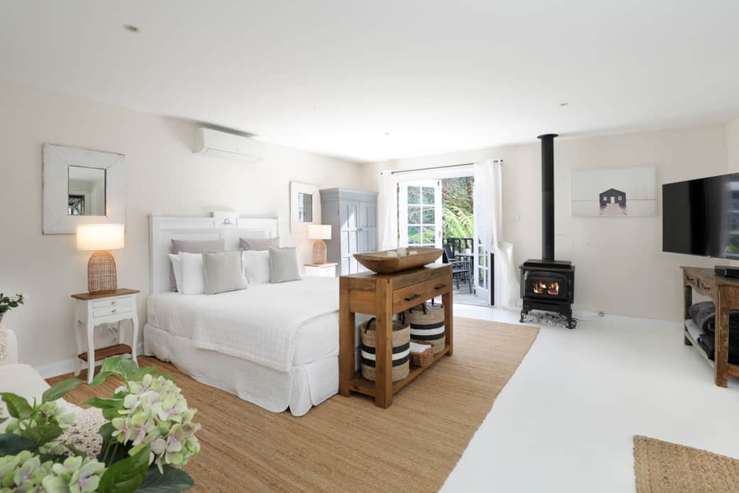 King Studio Bedroom