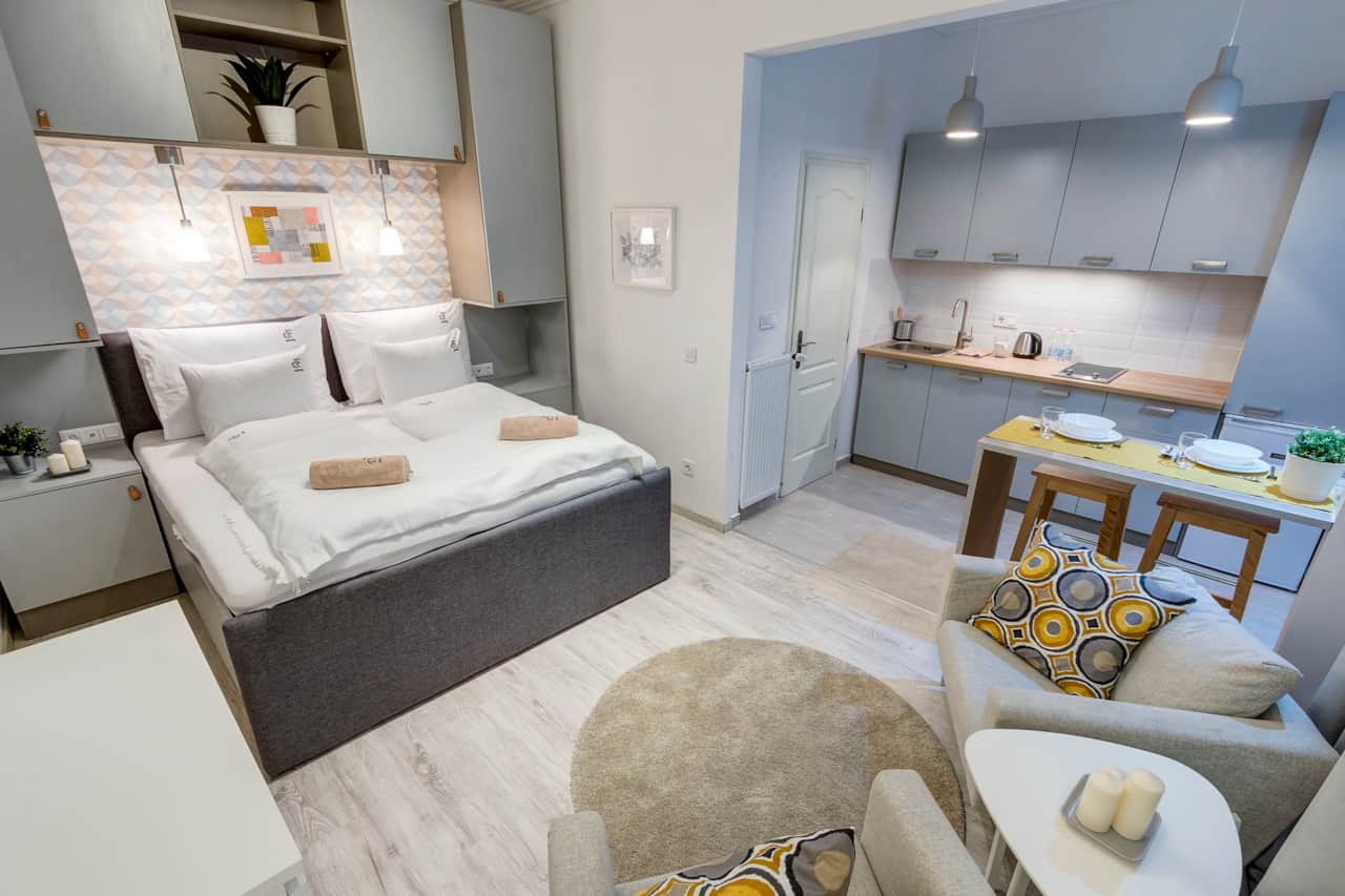 Bedroom with kitchen