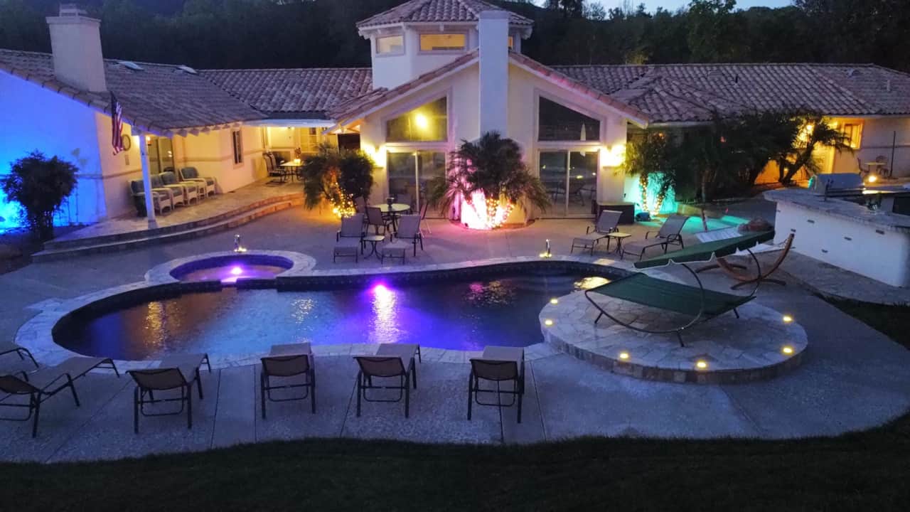 Heated Saltwater Pool and Jacuzzi