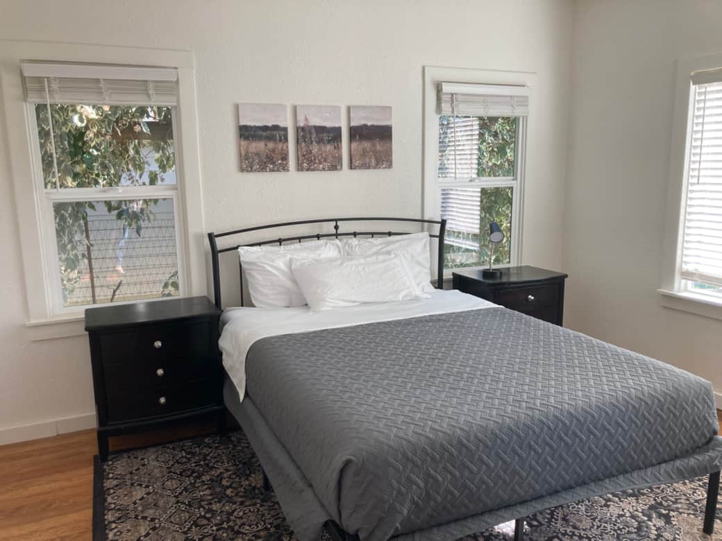 BR #1 - queen, 1st floor