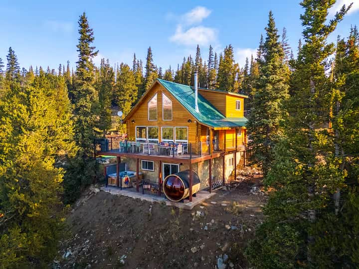 "Such a fantastic spot! Beautiful views and excellent privacy!" - Emily "Such a fantastic spot! Beautiful views and excellent privacy!" - Emily