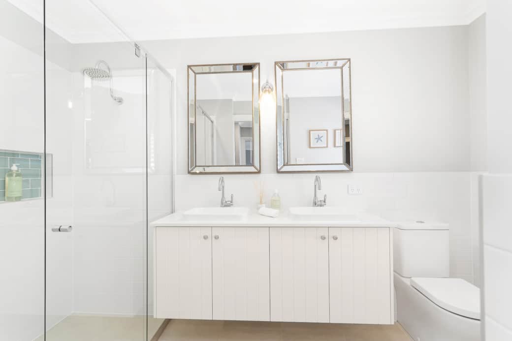 Bed 1 - Coral Room Ensuite