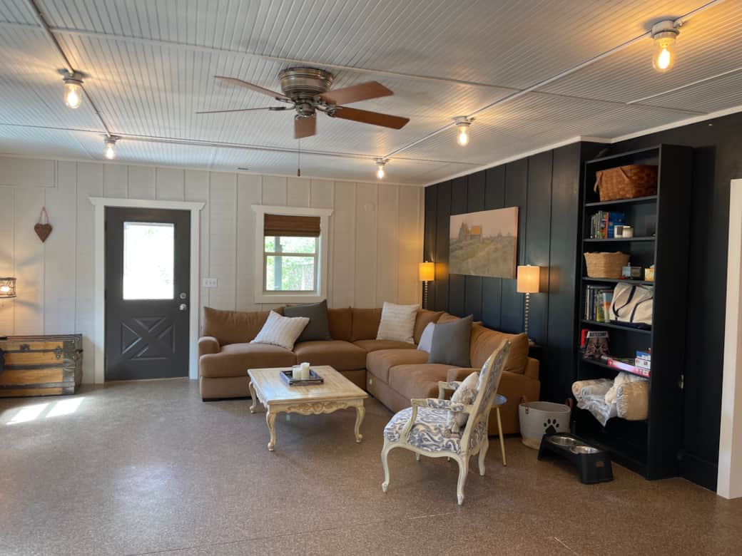 Stretch out on the oversized sectional, enjoy a good book, or unwind after a day at the lake Stretch out on the oversized sectional, enjoy a good book, or unwind after a day at the lake