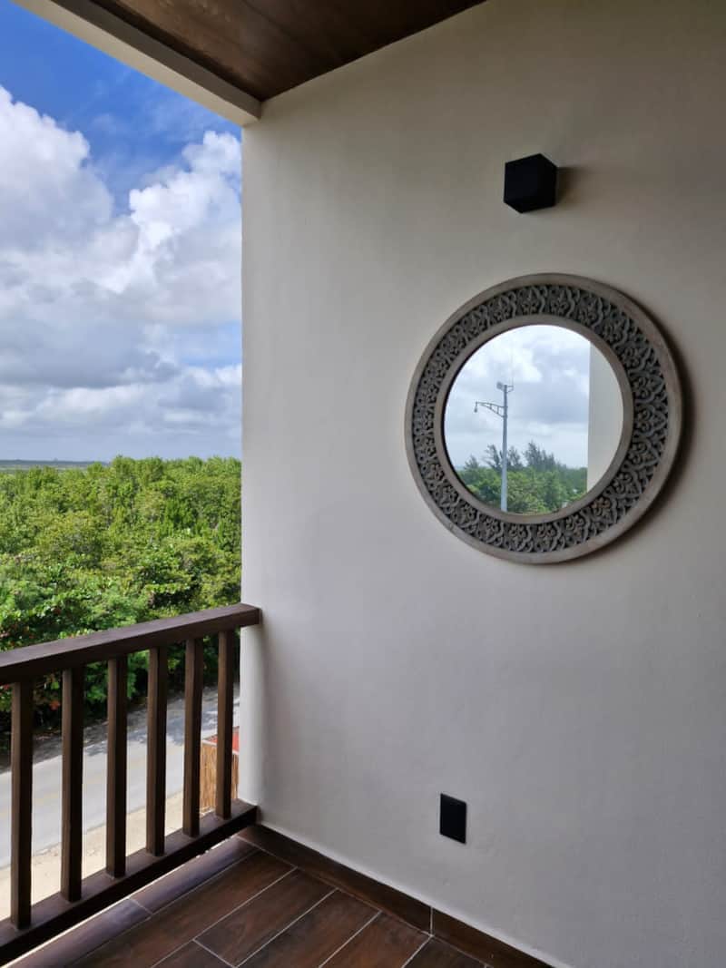 4bf4ba8c feb5 408c 9299 6ea3d79cd2b7