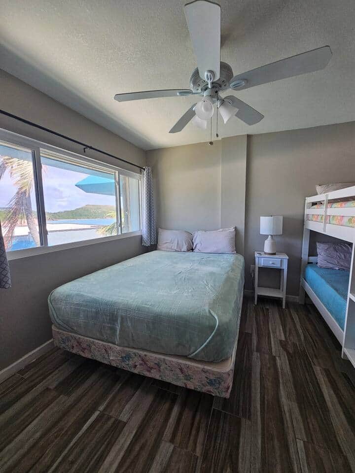 2nd Bedroom (Full with bunkbeds)