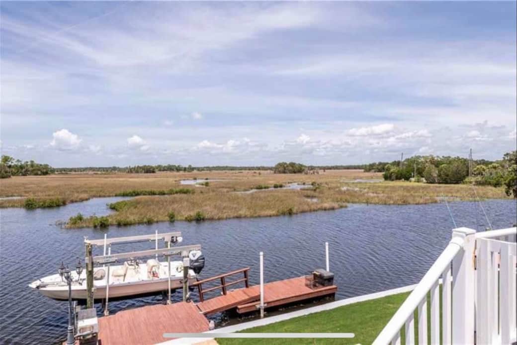 Dock with room for your own boat or a place to launch the kayaks available to our guests. Also a nice place to sit and fish while enjoying your favorite drink.