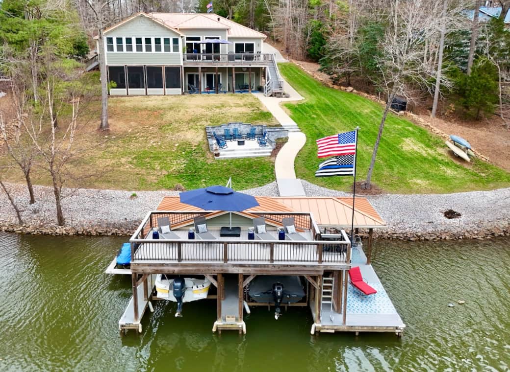 Copper Cove! Lake front Home