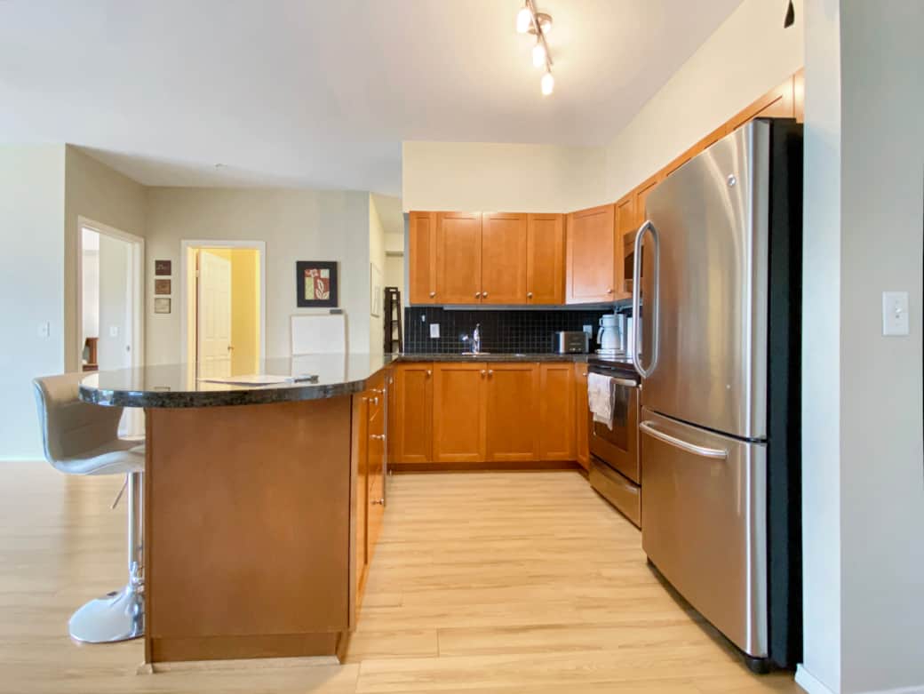 Kitchen 2304-1873 Country Club Dr Kitchen 2304-1873 Country Club Dr