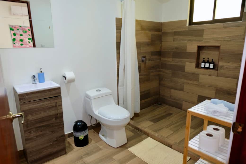 My Cosy Lodges Cosy Bungalow Bathroom