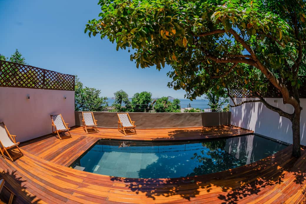 Piscine vue mer Vila Oriba