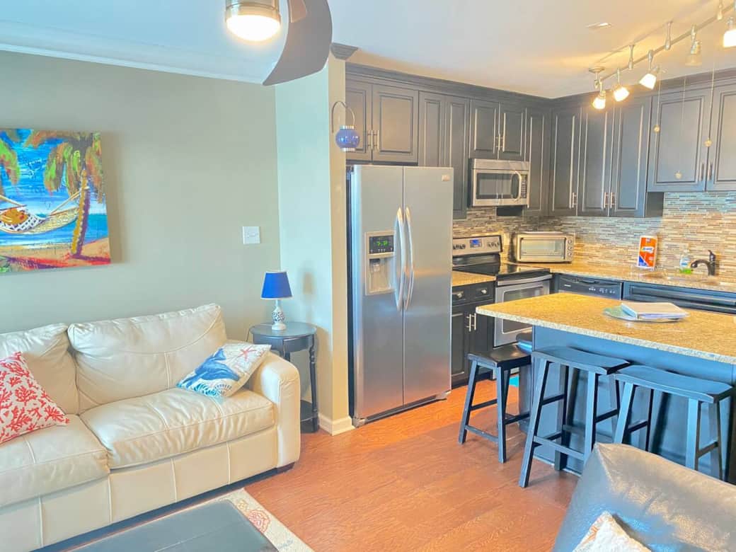 99827a42 1fdd 4d41 b4f4 5db05bf94a42