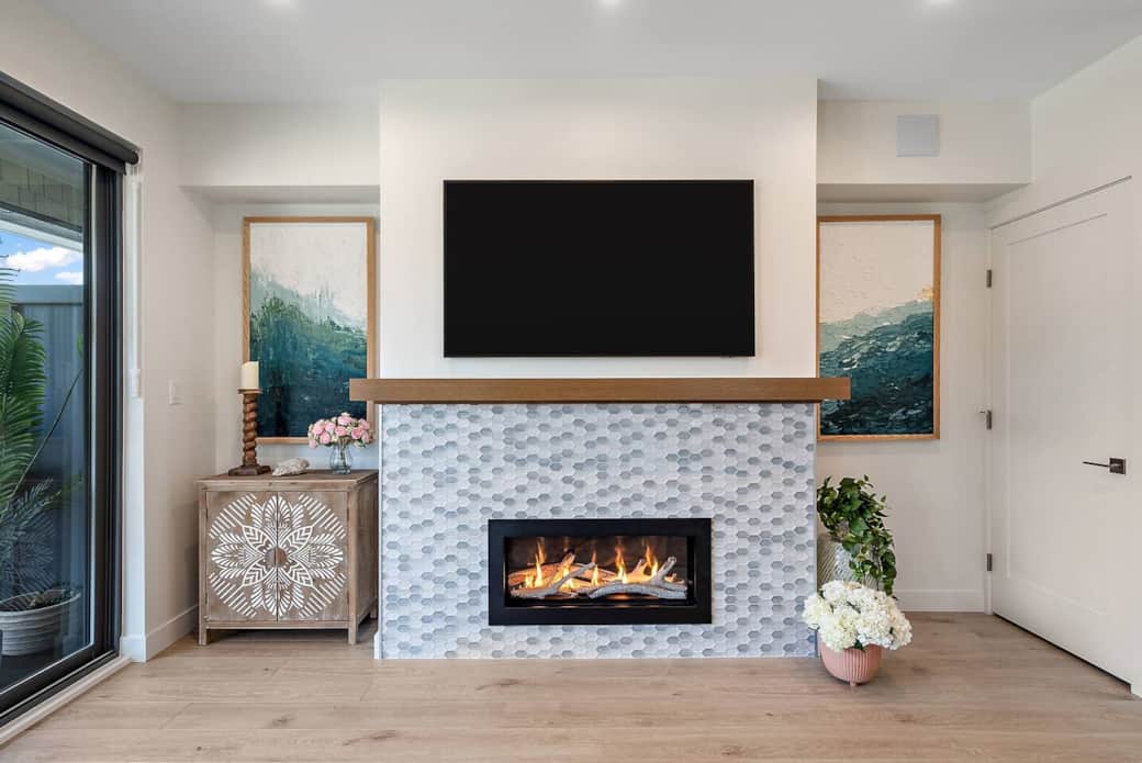 Gas fireplace with 65” 4K TV, flat-mounted