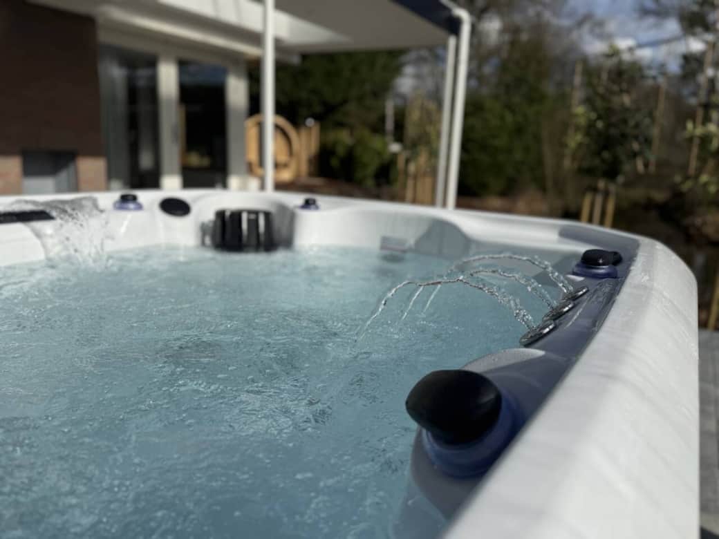 Jacuzzi