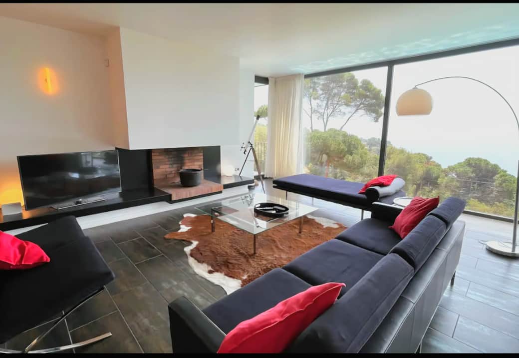 Screenshot 20251211 110830 Airbnb