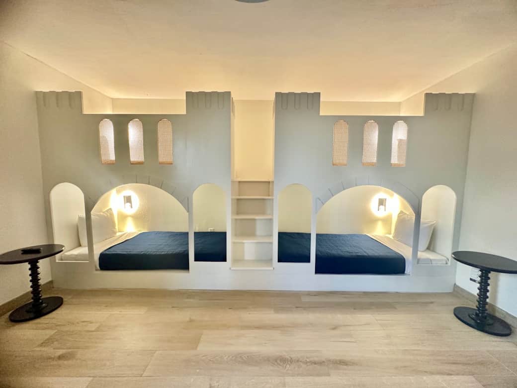 Fairytale like Sandcastle Bunkbeds! 4 twin sized bunk beds. The coziest spot to relax! Fairytale like Sandcastle Bunkbeds! 4 twin sized bunk beds. The coziest spot to relax!