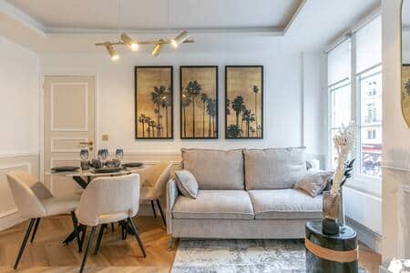 Salon avec coin repas
