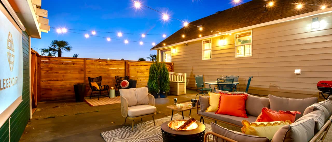 Welcome to Mid Mod Urban Hub Dream Patio