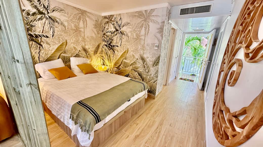 Coin chambre TI KAZ CHEWIDOUDOU Pierre & Vacances Sainte Anne Guadeloupe - Conciergerie SHIVAKEYS Coin chambre TI KAZ CHEWIDOUDOU Pierre & Vacances Sainte Anne Guadeloupe - Conciergerie SHIVAKEYS