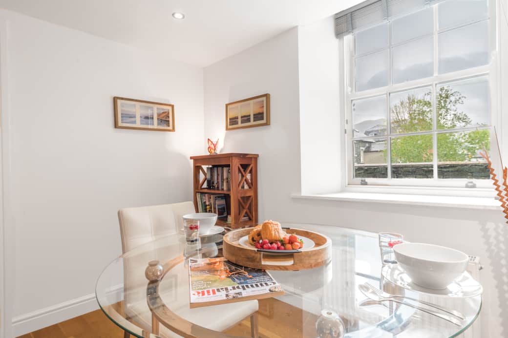 Dining Area Dining Area