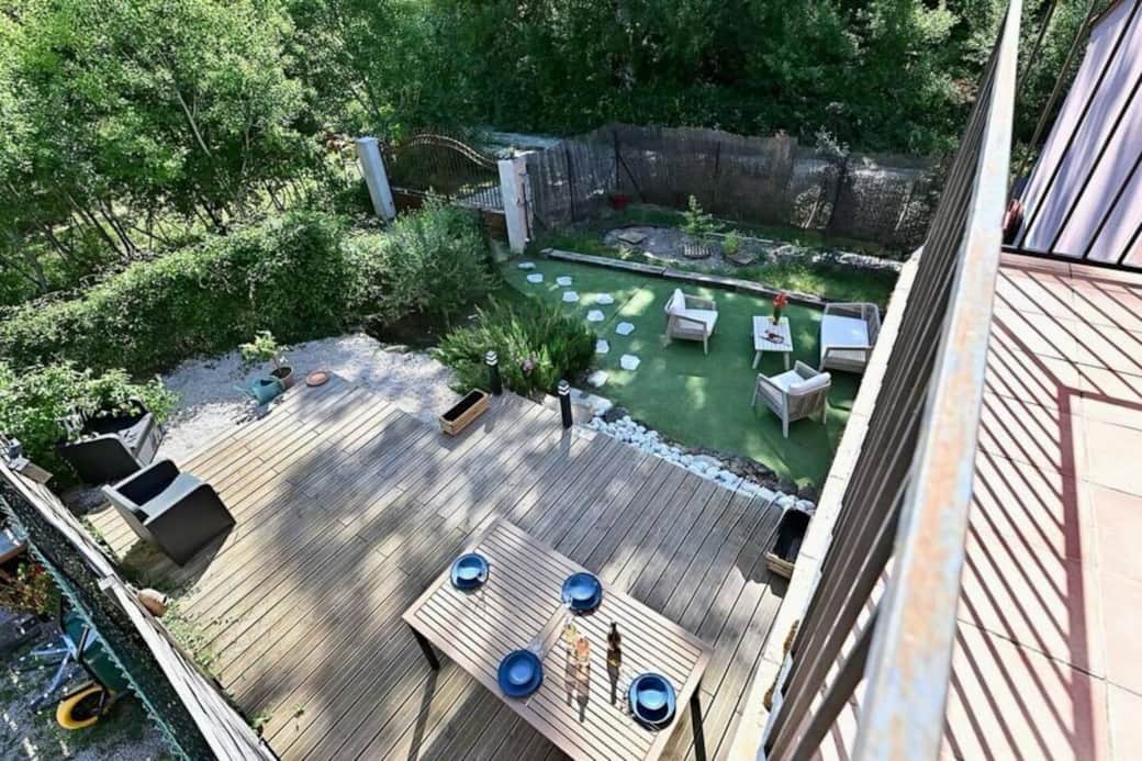 Garden, barbecue, terrace Garden, barbecue, terrace