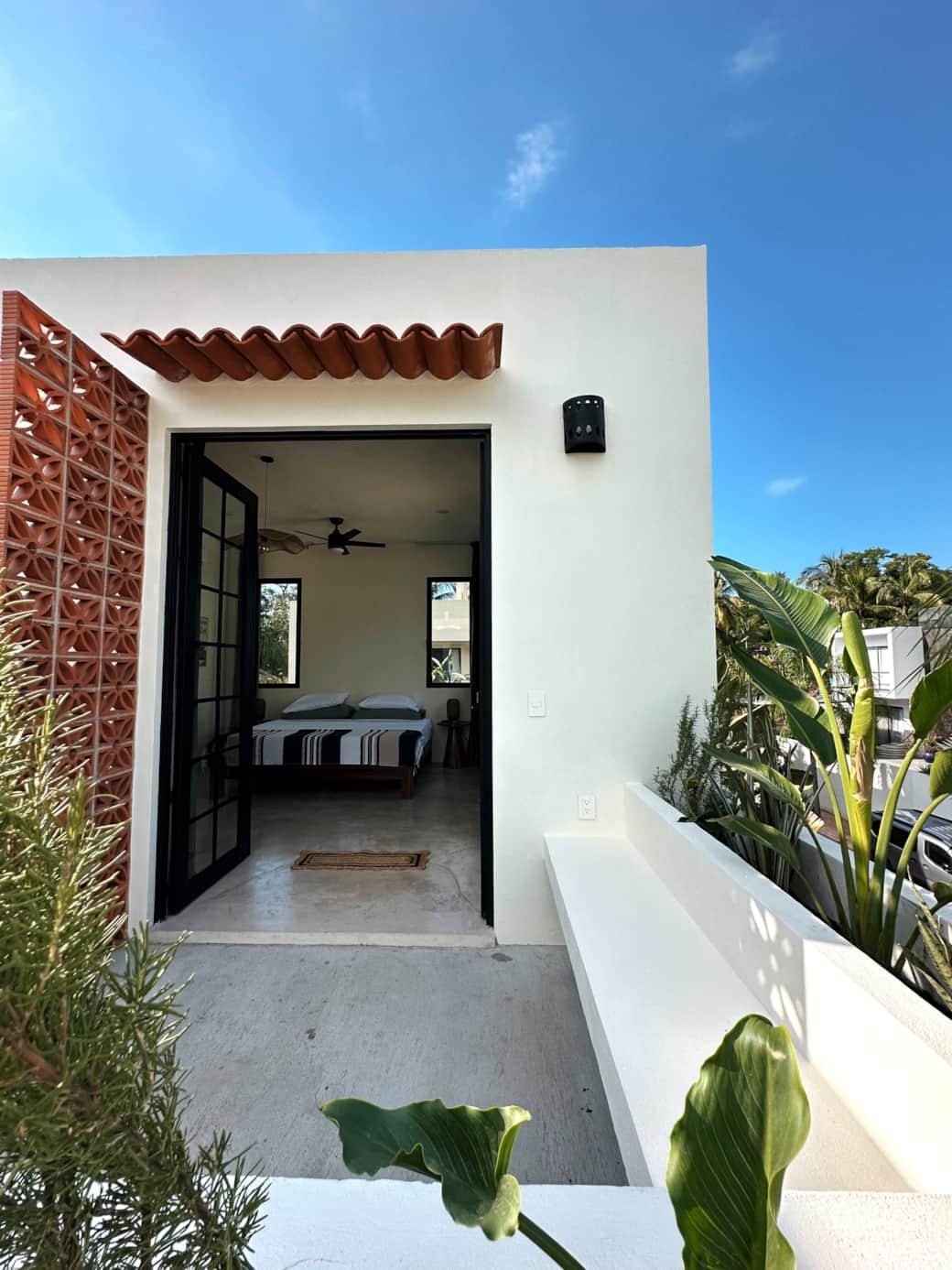 Casita Canela - Apartment level, King size bed, Kitchenette, Terrazzo, Shared property + Pool Casita Canela - Apartment level, King size bed, Kitchenette, Terrazzo, Shared property + Pool