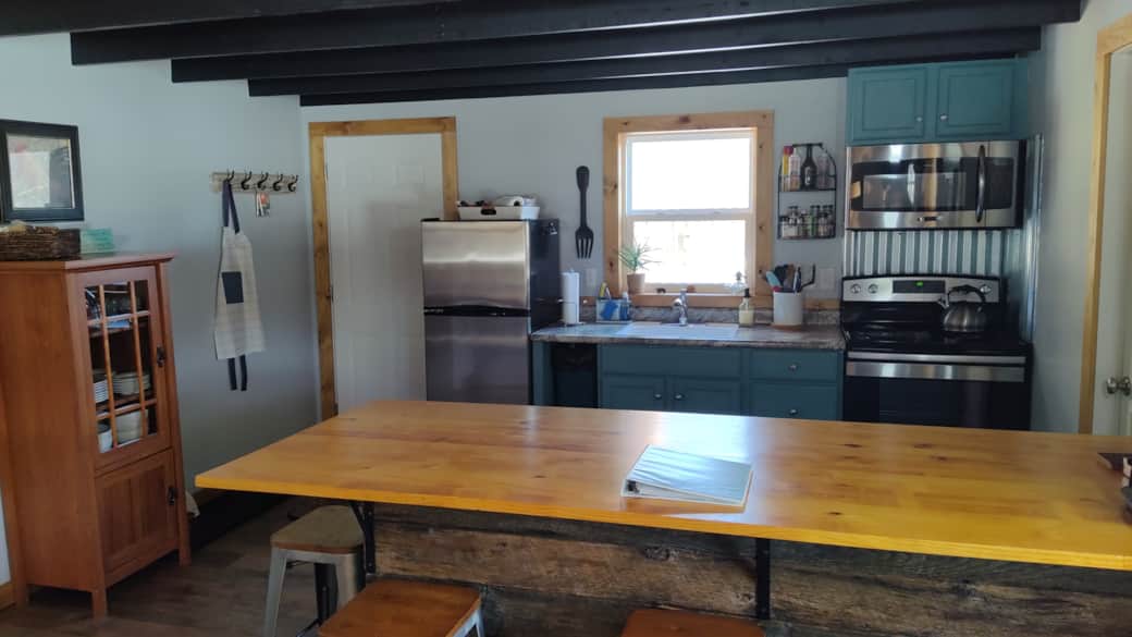Full Kitchen Full Kitchen