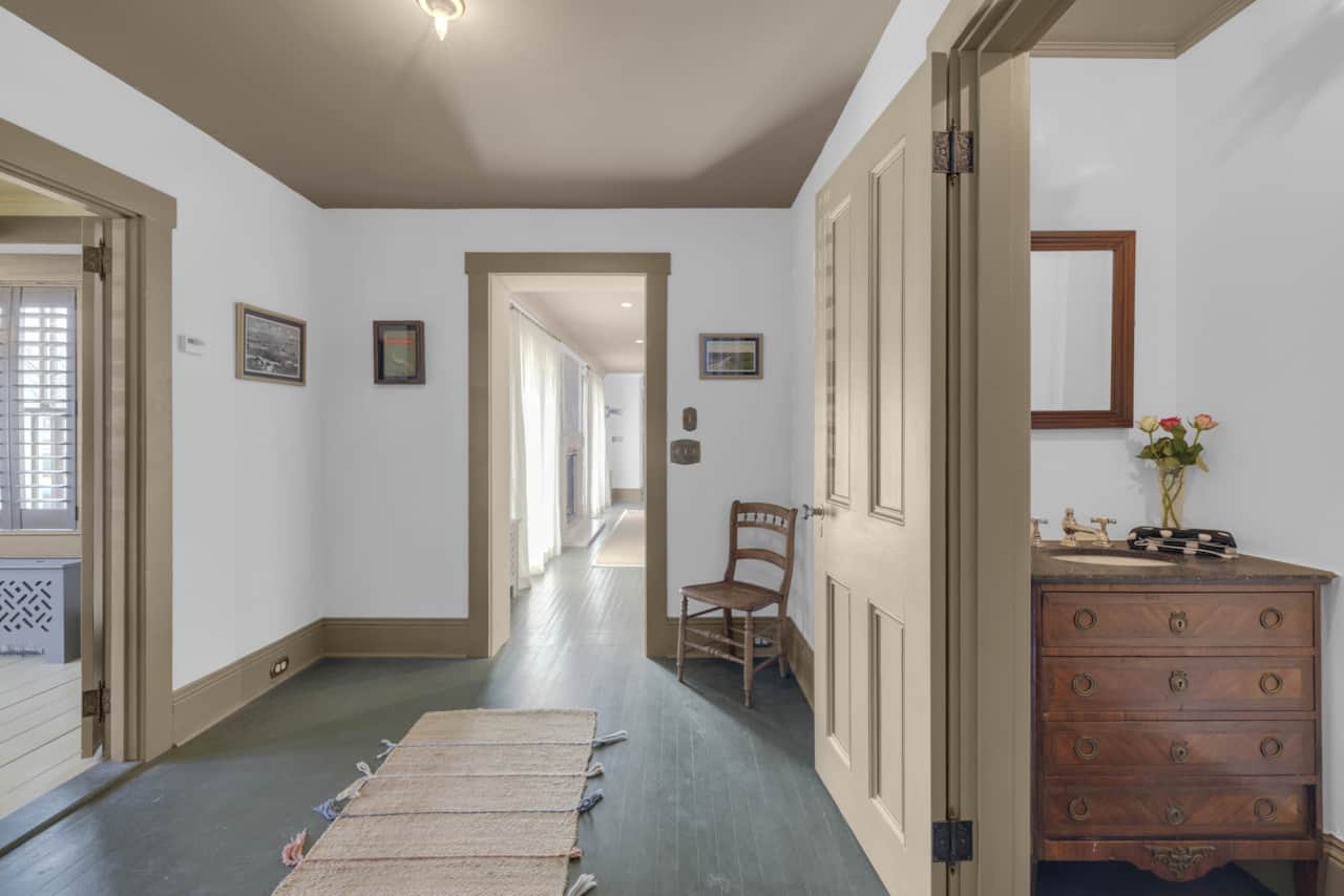 Hallway in Peacock Farm, Vacation Rental, St Andrews