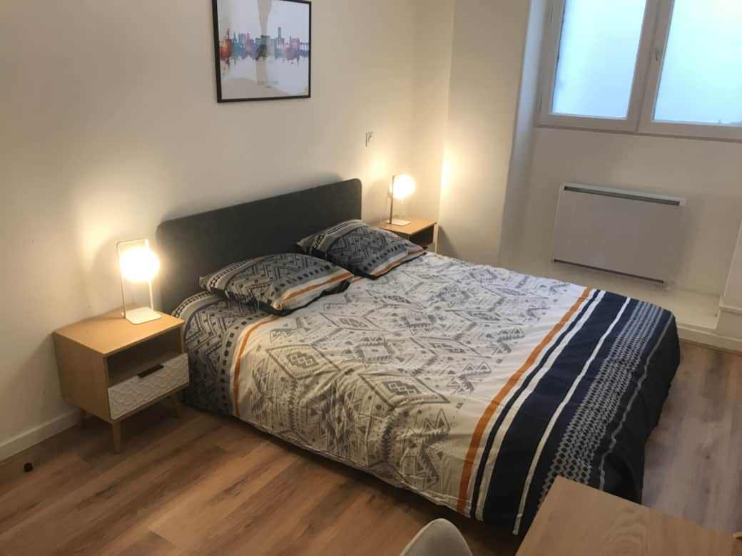 Chambre 1 lit 160 x 200