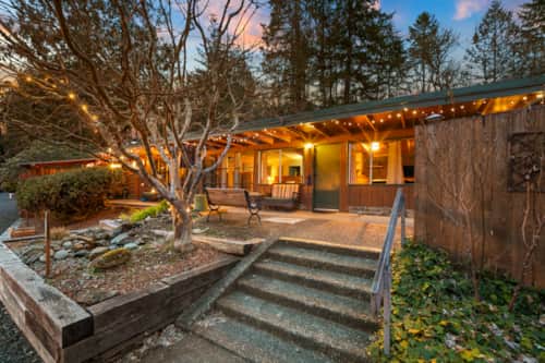 Cabin Rentals & Wedding Venue | Robin Hood Village Resort Hood Canal