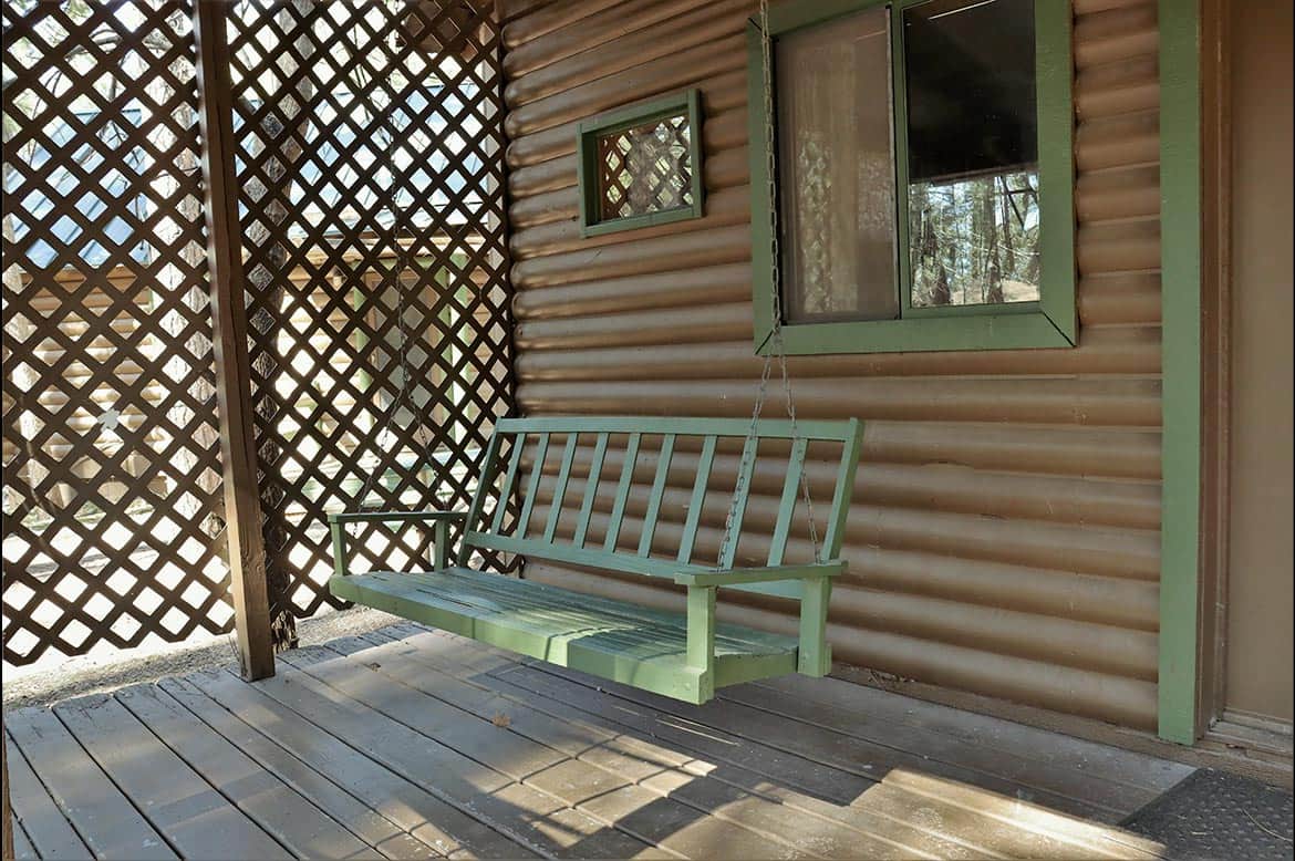 Cabin9 4